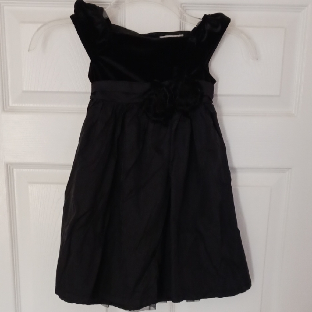 Classic Black Velvet & Taffeta Flower-Accent Girls Dress